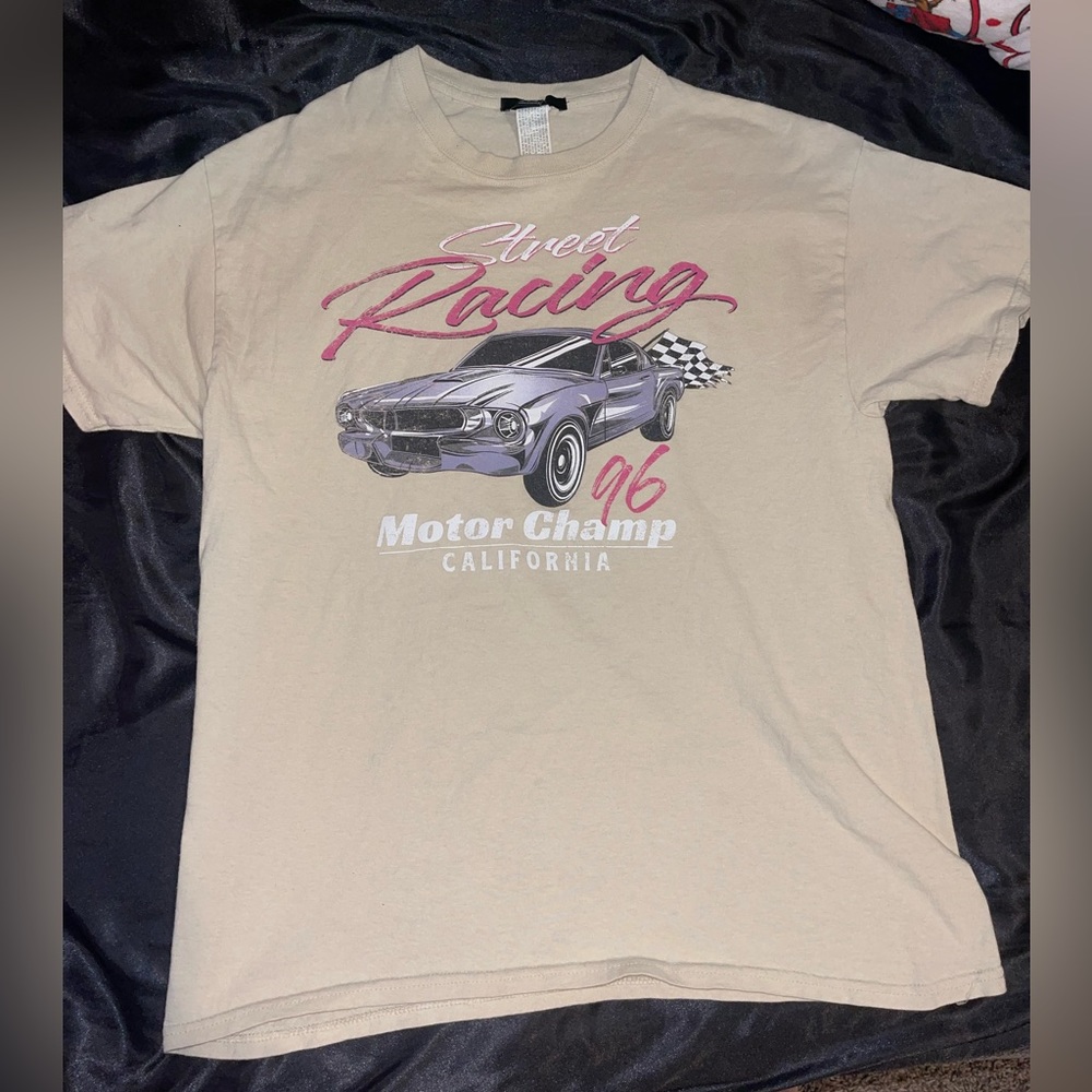 vintage racer Tee. size medium